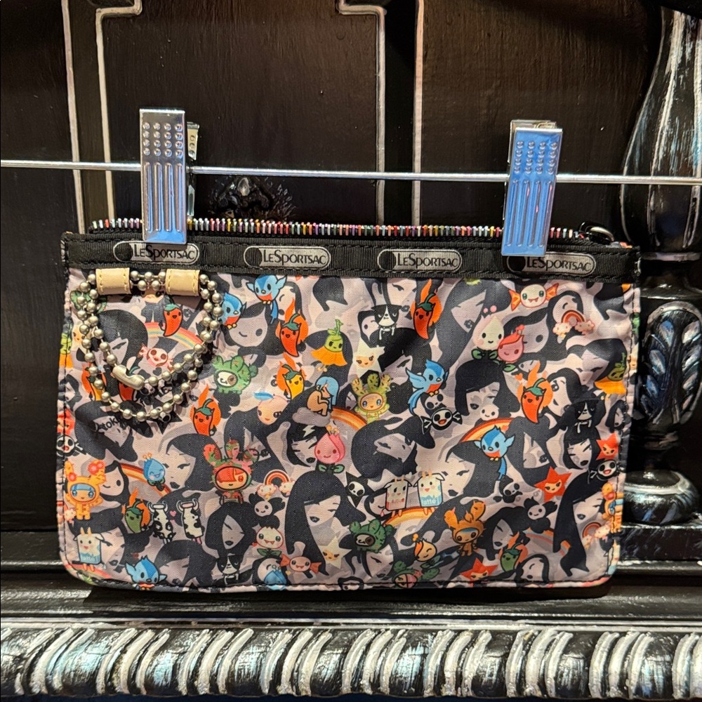 LeSportsac Women's Toki Doki Print Clutch NEW!